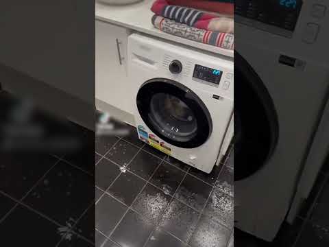 Washing Machine Breaks Open and Floods Entire Floor - 1422086